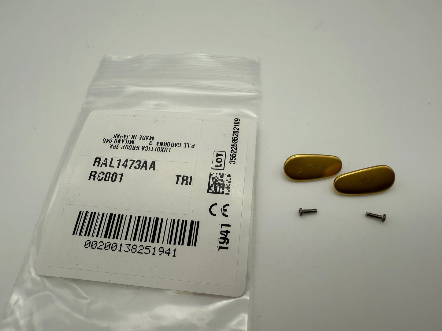 Ray Ban TITANIUM Gold Nose Pads Sunglasses Eyeglasses Gold Genuine with Screws