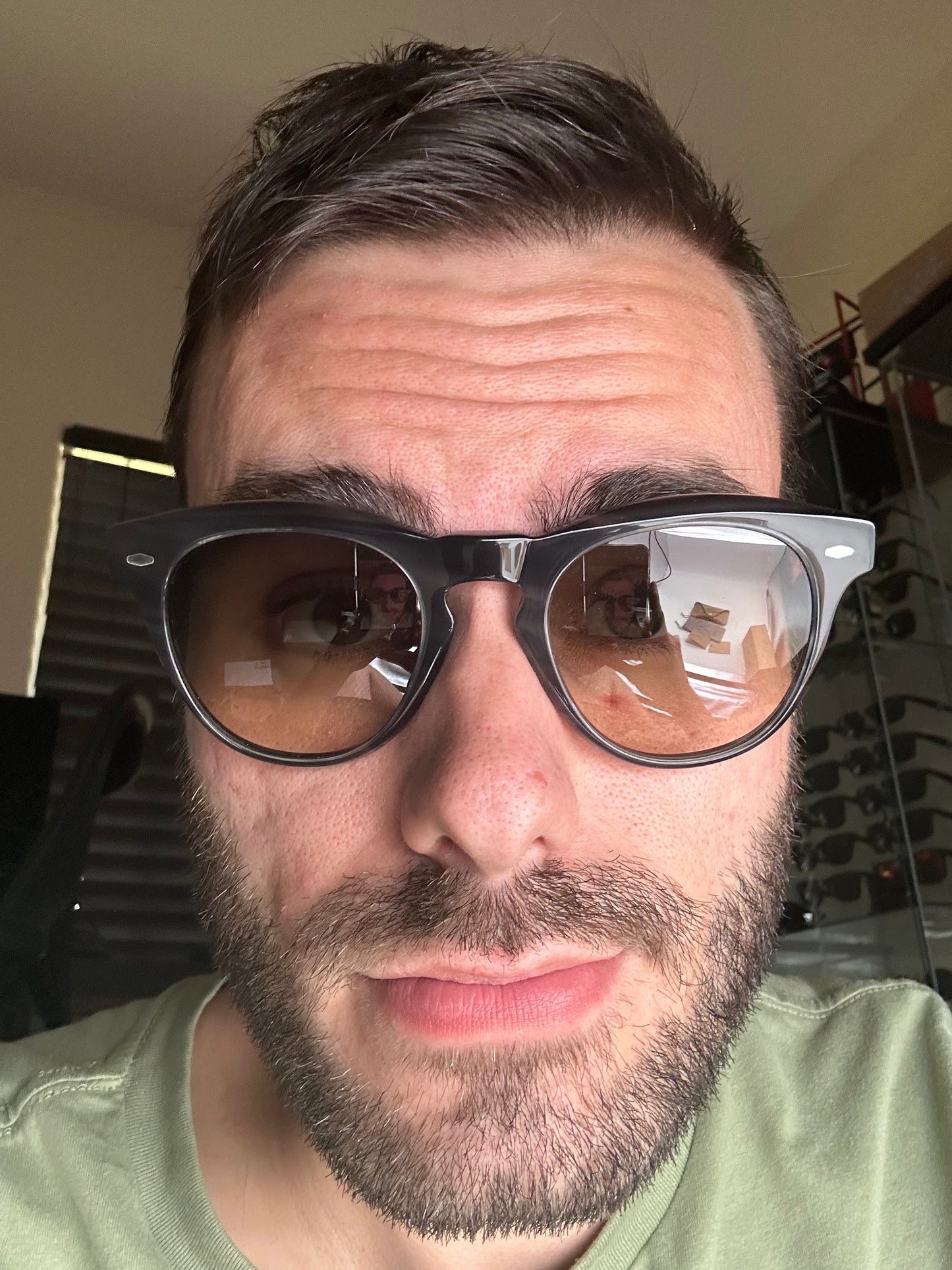 Oliver Peoples Nino Charcoal Tortoise Light Gray Gradient OV5473SU 166132 Nino 50mm Italy Sunglasses