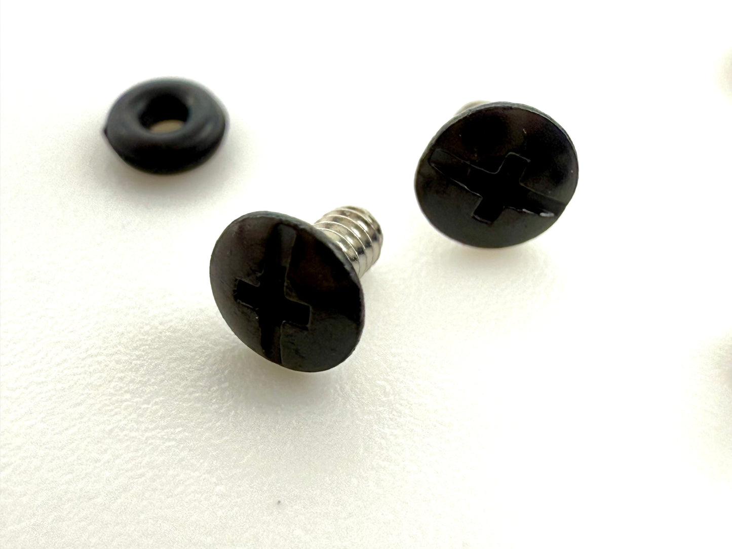 Oakley Carbon Blade OO9174 Black Replacement Mounting Lens Screw Kit Authentic OEM