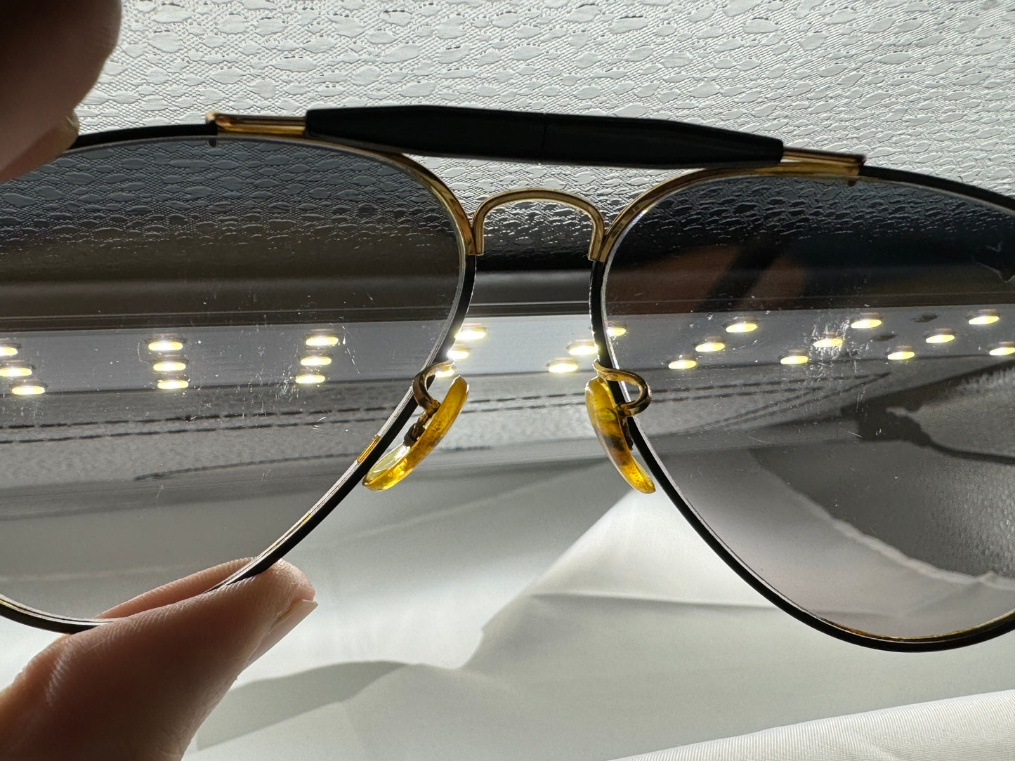 Ray-Ban Precious Metals Outdoorsman 58mm W0555 Gold / Black Photochromic Vintage B&L READ description