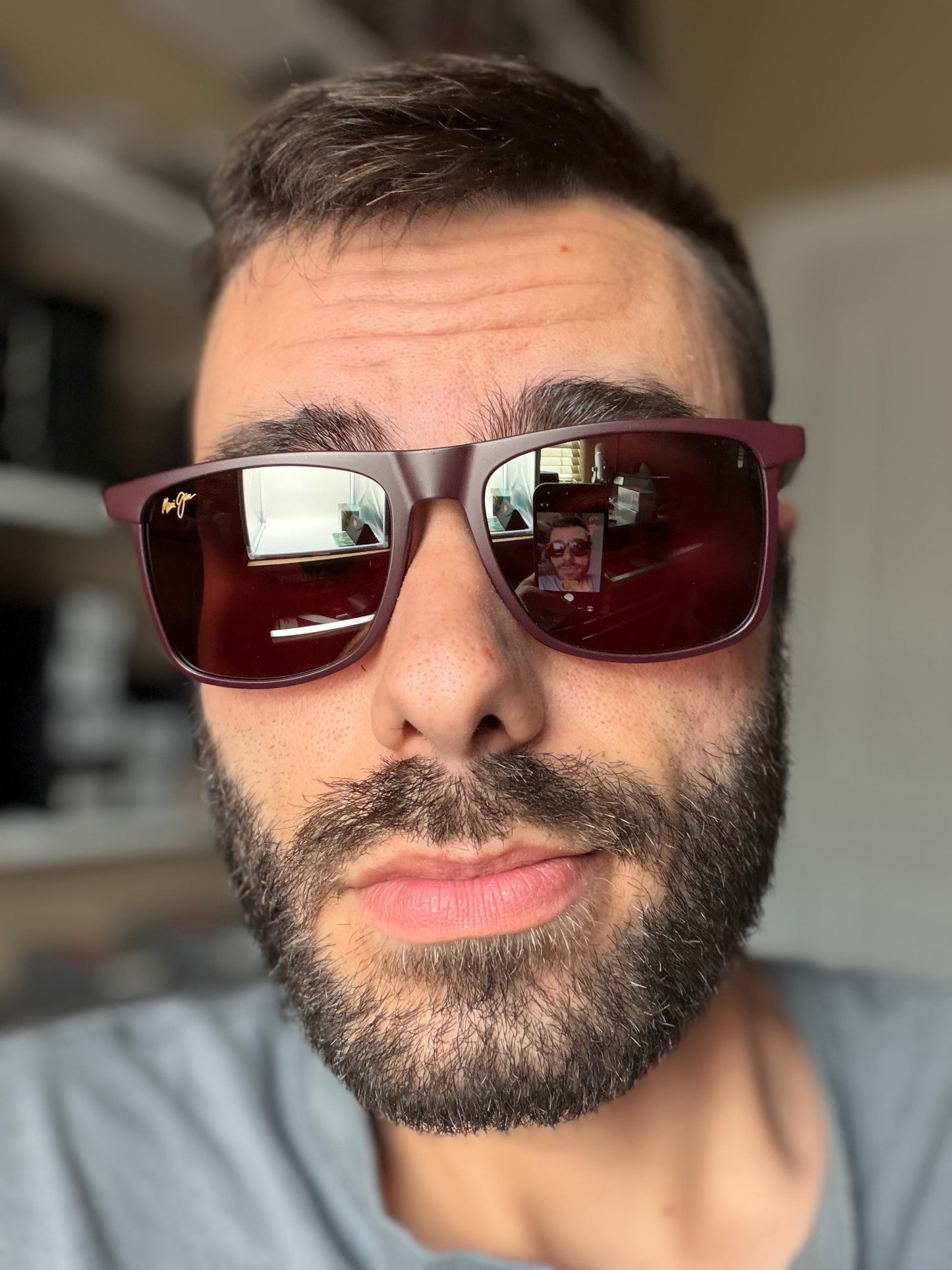 Maui-Jim MAKAMAE 56mm Matte Burgundy / Maui Rose STG Glass open Box