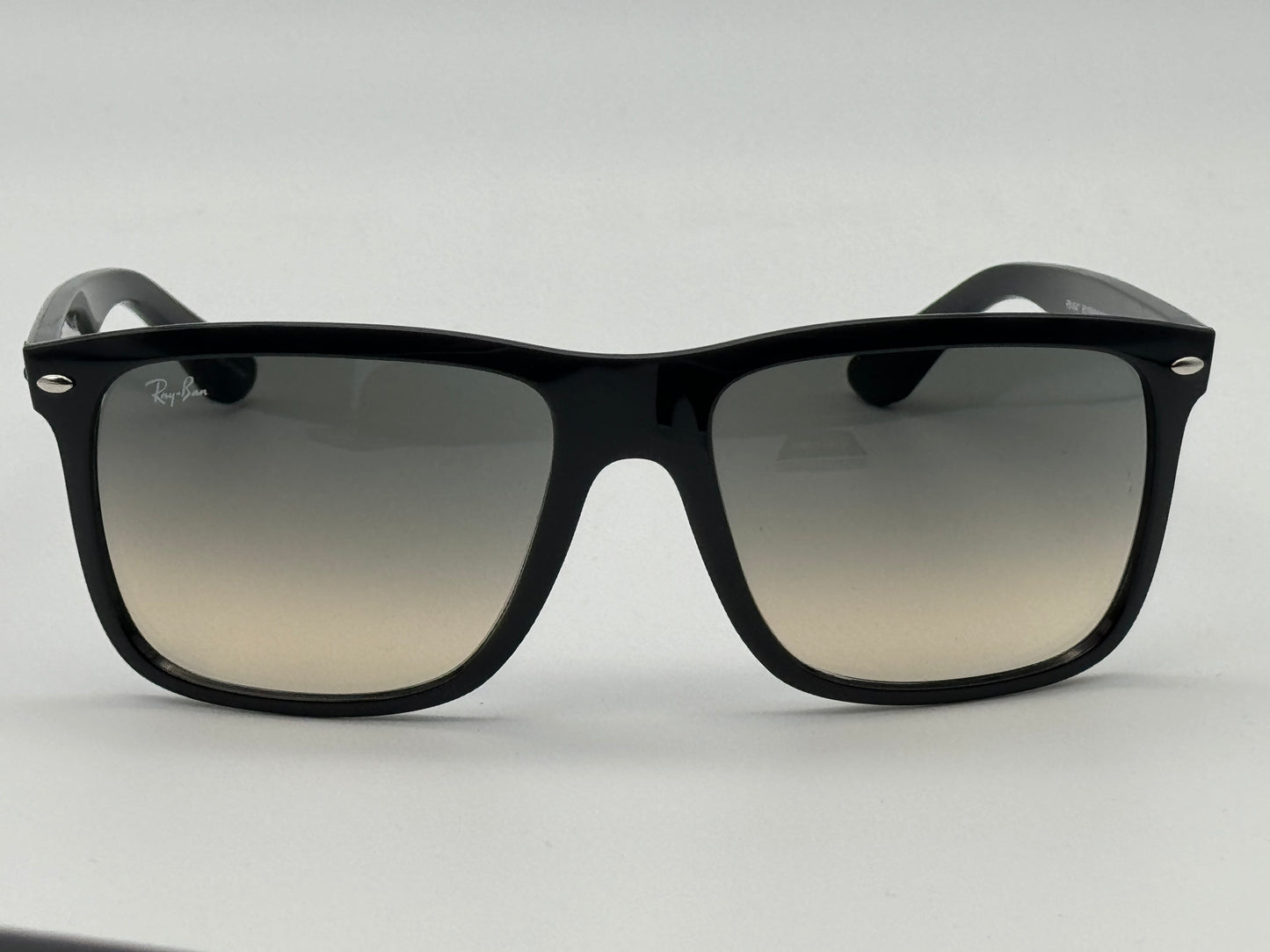 Ray-Ban Boyfriend Two 60mm RB 4547 Black / Clear Gradient Gray 601/33 NEW