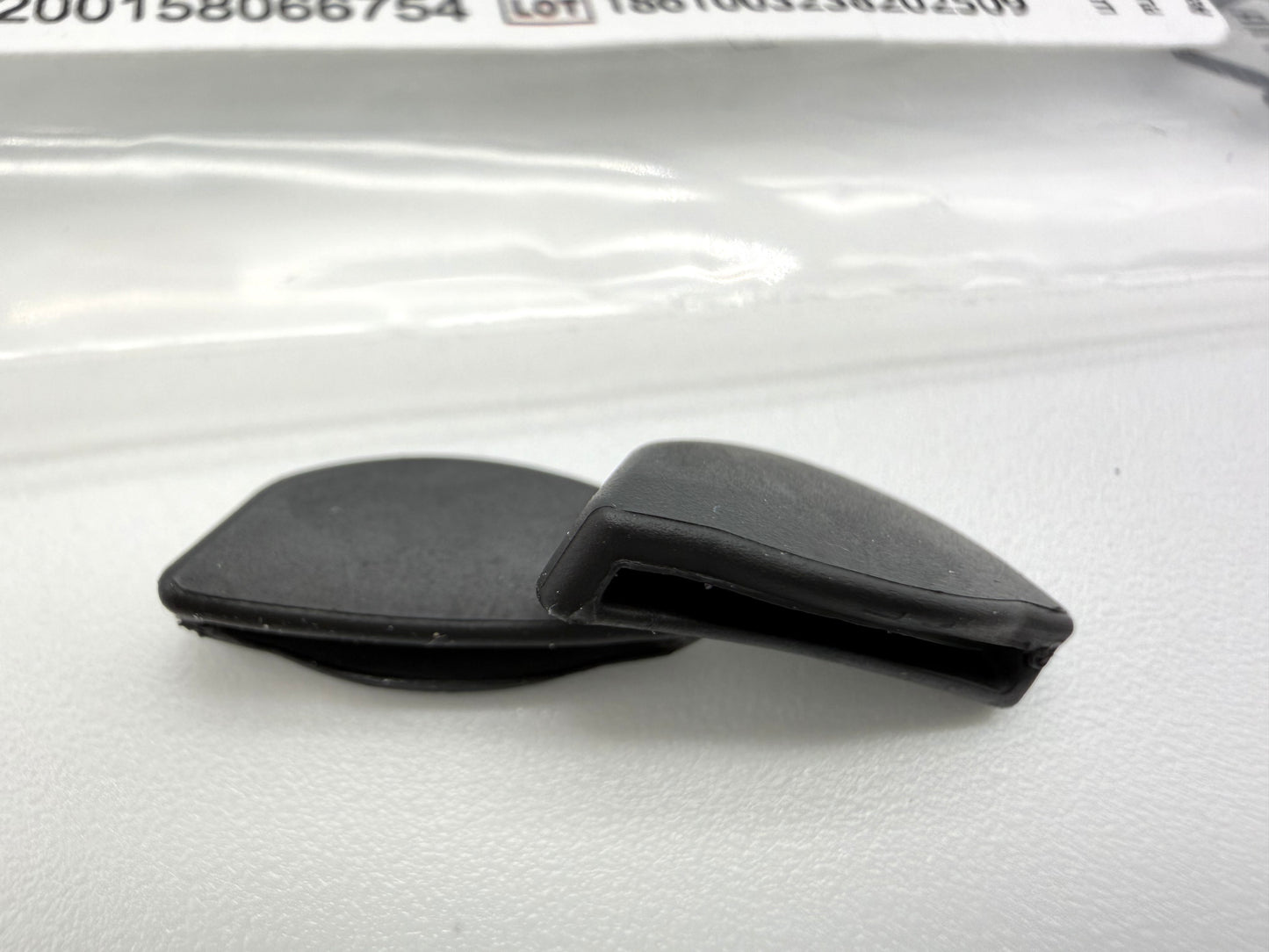 Oakley HSTN OO 9242 Black Rubber Replacement Nose Pads OEM 100% Authentic Regular Fit