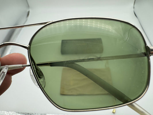 Oliver Peoples Victory 55mm Silver Green VFX Polarized Preowned