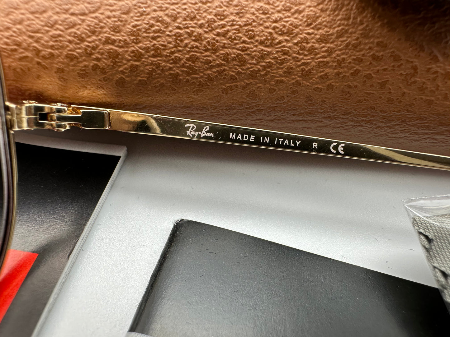 Ray-Ban RB3689 55mm Aviator Metal II Sunglasses 001/GF Gold Pink Gradient Blue Gradient Lens Italy