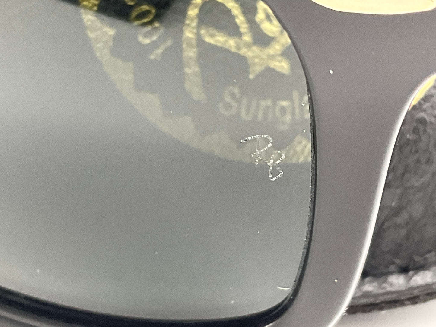 Ray Ban Original Wayfarer 50mm Glossy Black G15 Green Glass Lenses RB2140 901