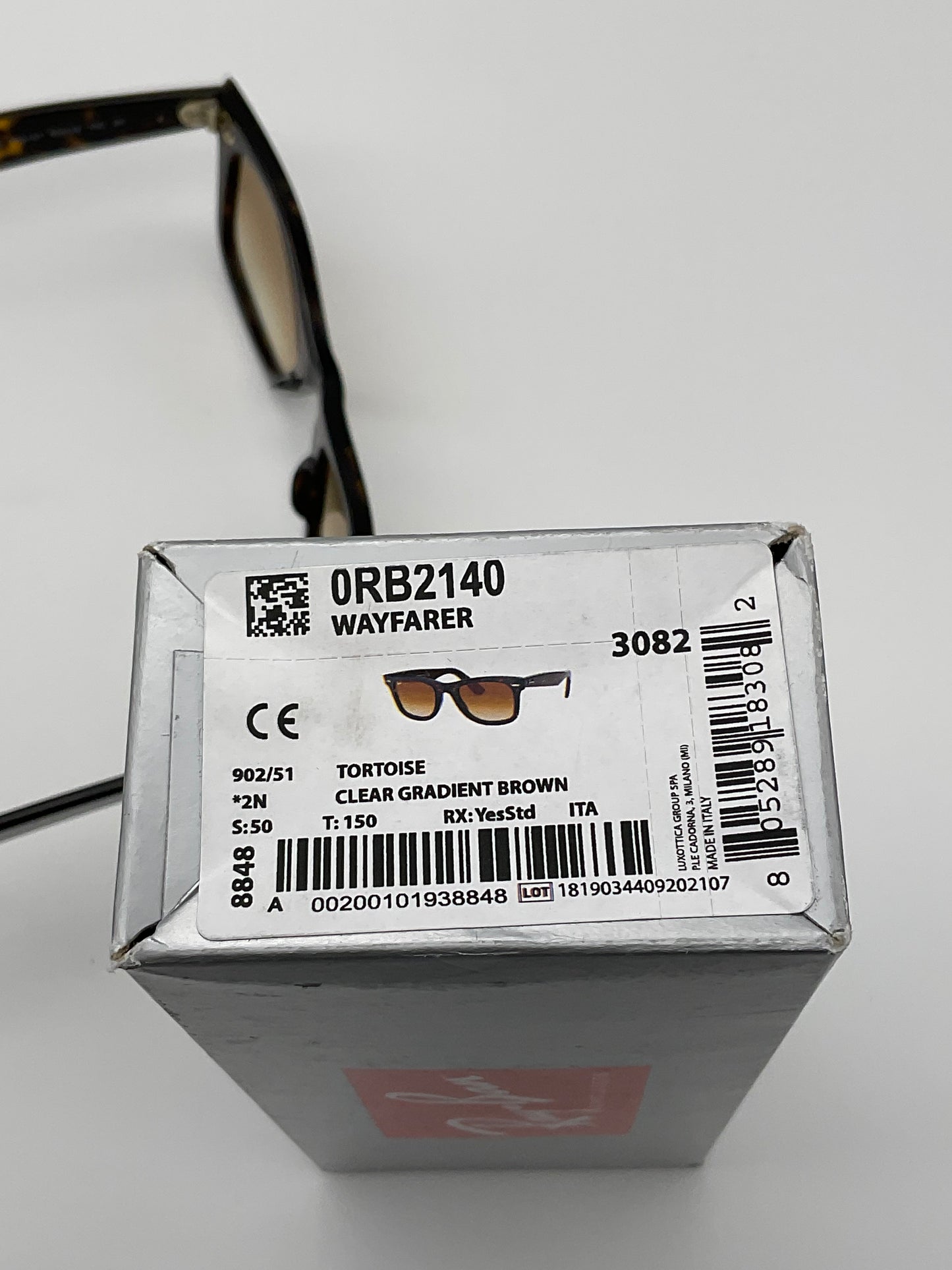 Ray Ban Original Wayfarer 50mm RB2140 902/51 Tortoise w/Light Brown Gradient Lenses