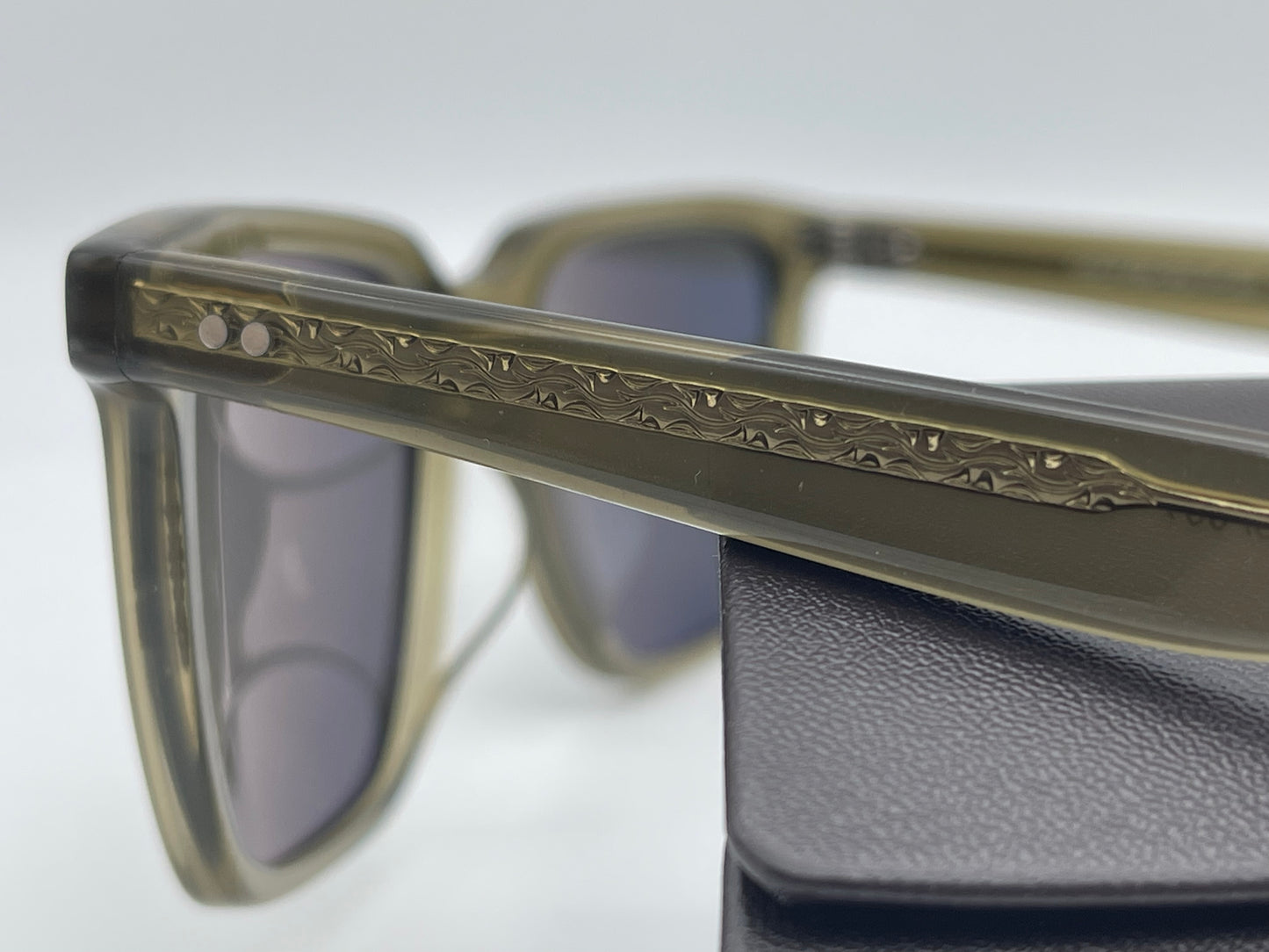 OLIVER PEOPLES LACHMAN SUN Dusty Olive / Grey Goldstone Sunglasses 50mm NEW