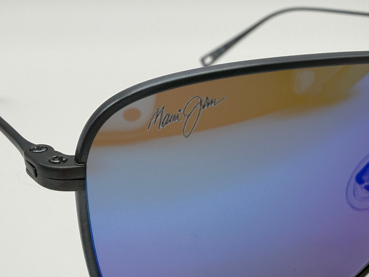 Maui Jim Mikioi 56mm Blue Hawaii/ Dove Gray Titanium Japan NEW