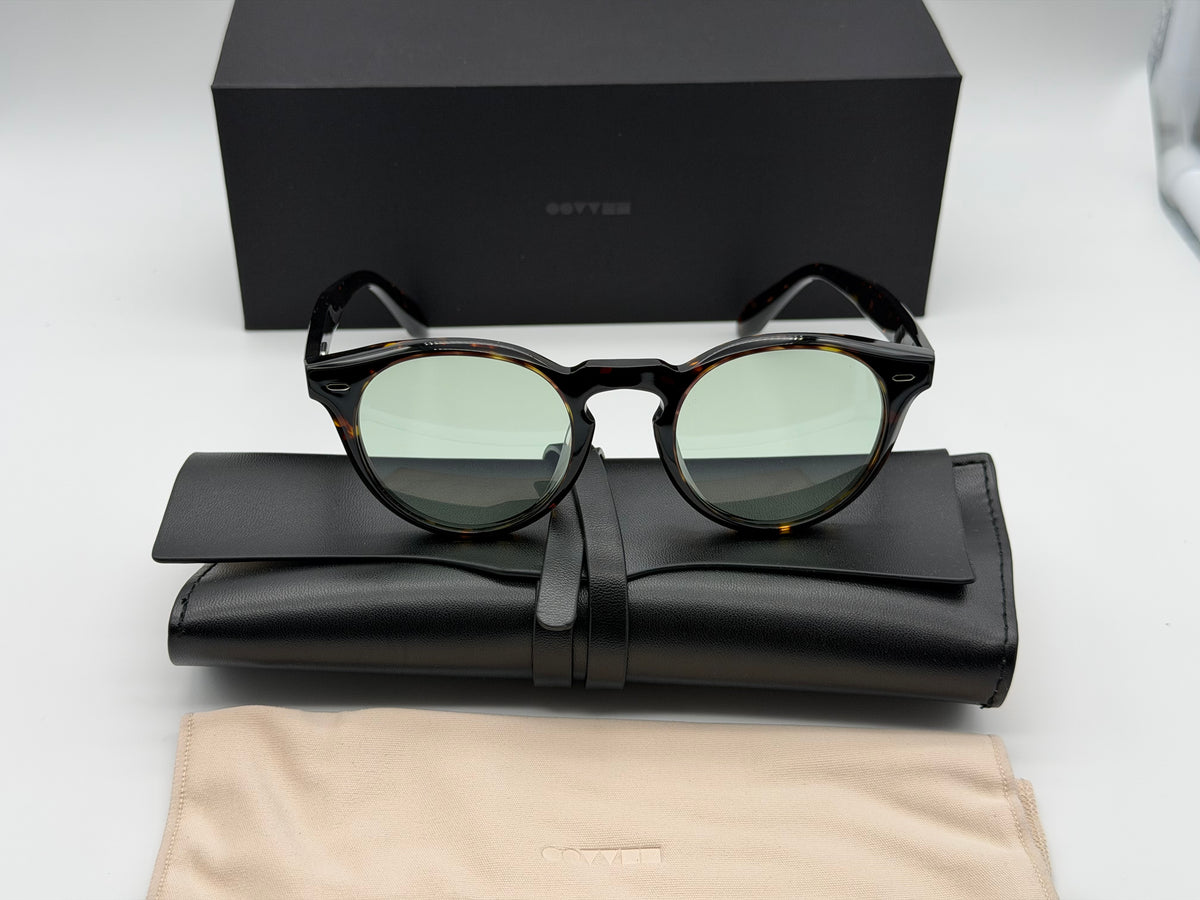 Oliver Peoples N.07 SUN Atago Tortoise / Fern Wash to Dark Crystal Photochromic OV 5587SU Japan New