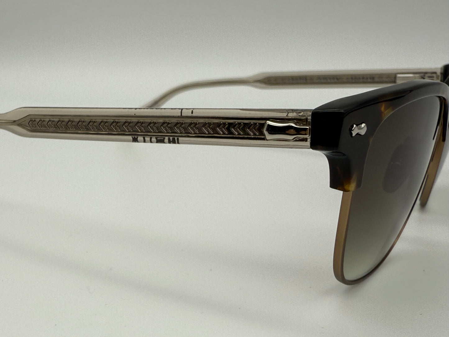 John Varvatos Browline 52mm Havana / Brown Gradient 52mm Japan Open Box