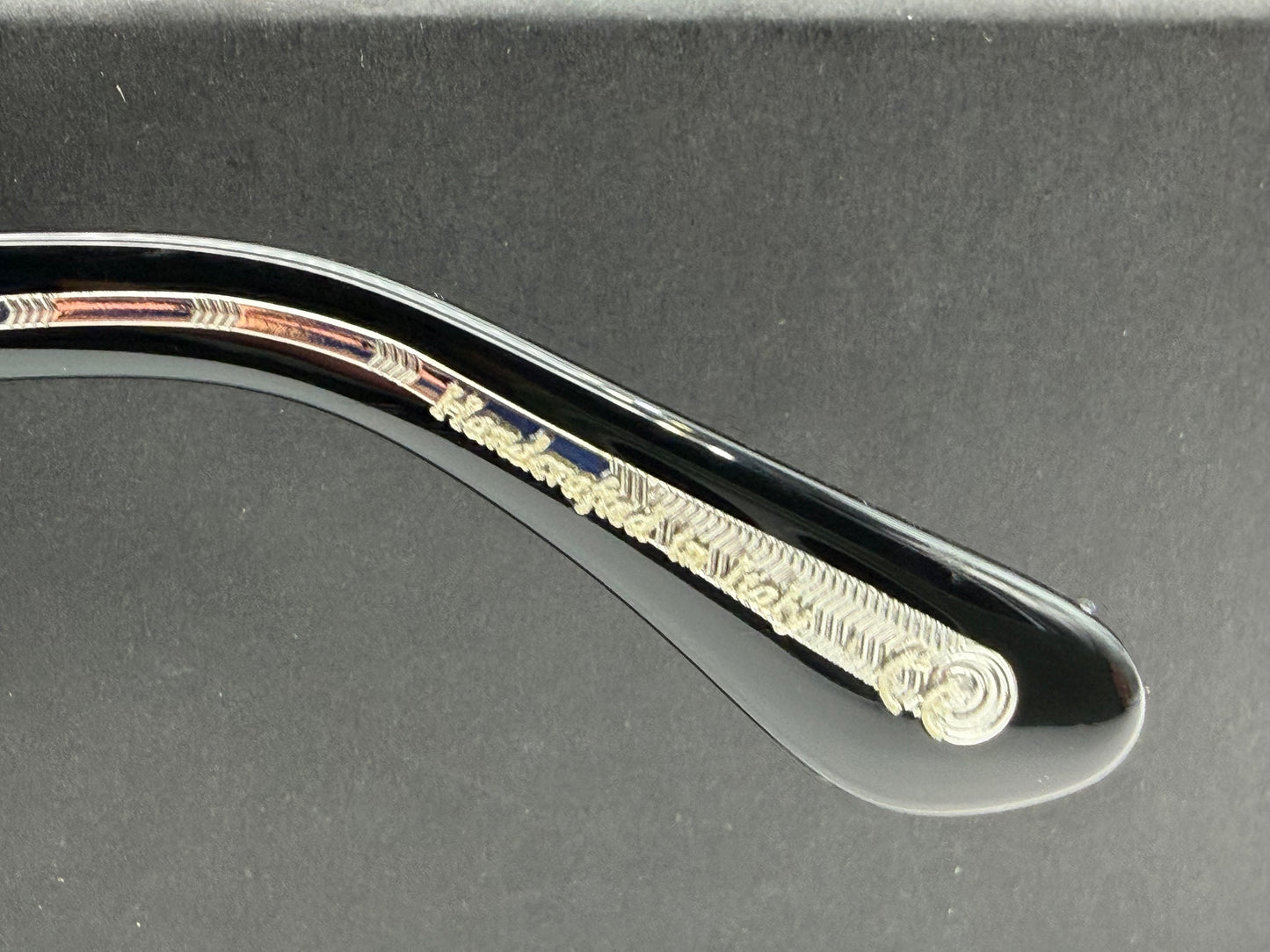 Oliver Peoples Lynes Sun 55mm Black / Midnight Express Polarized OV 5449 SU 1005P2 Italy Open Box