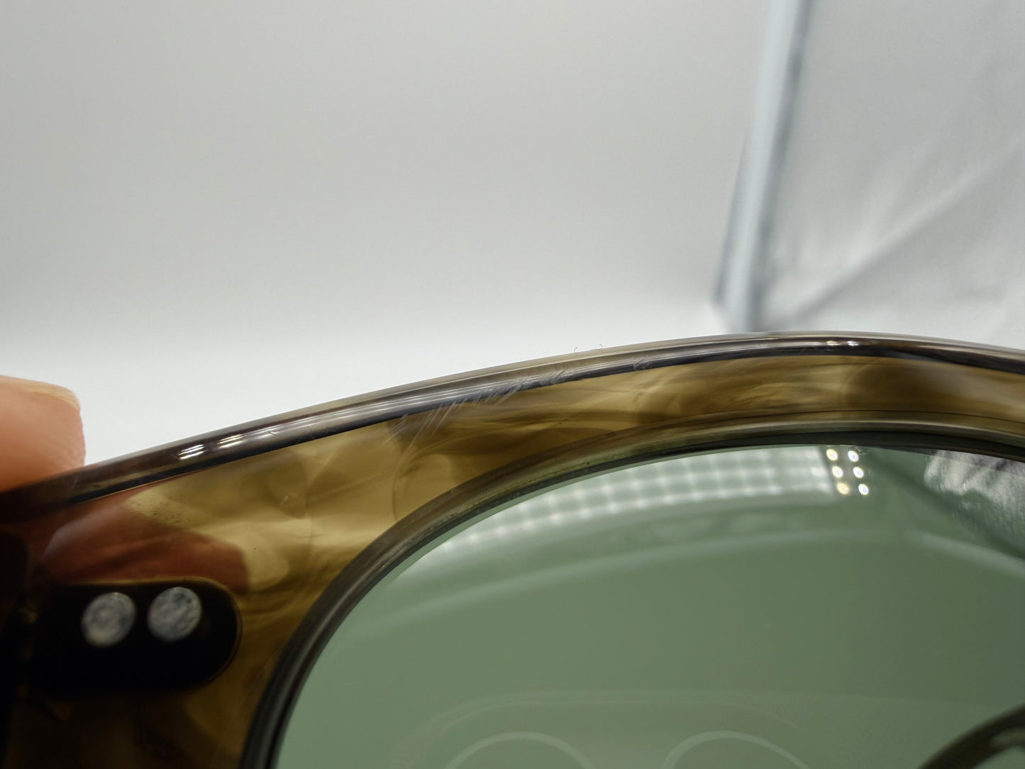Oliver Peoples Rorke 49mm OV 5509 SU Soft Olive Gradient G-15 173552 Japan Preowned