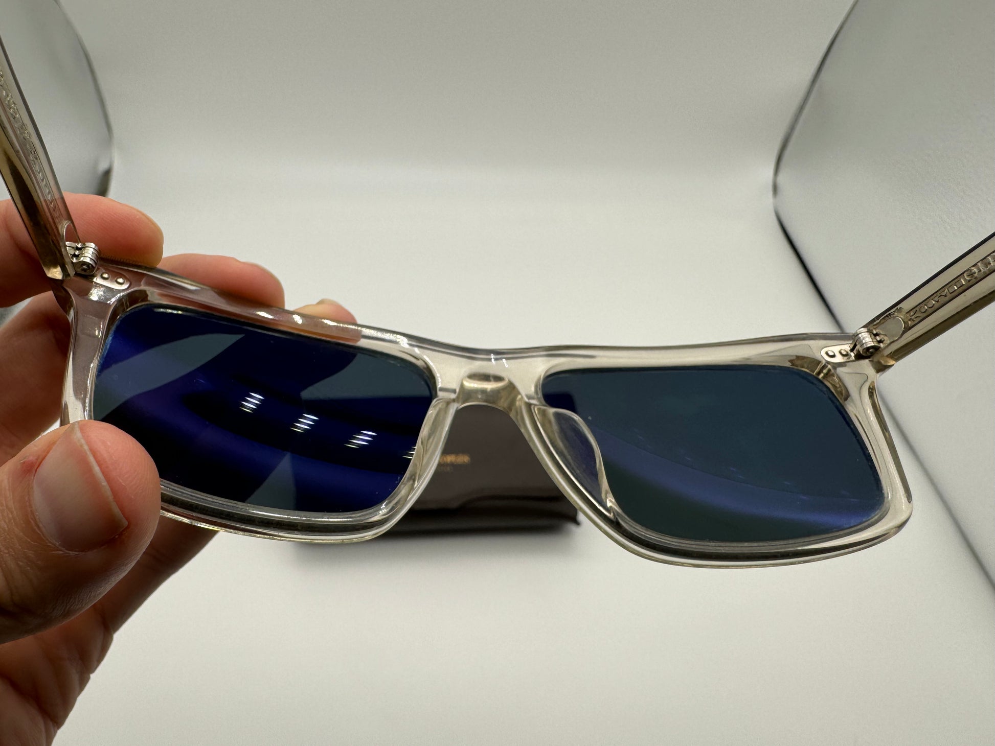 Oliver Peoples Brodsky OV 5322 SU 55mm 152409 SHROOM G15 Goldtone Oliver Peoples Brodsky OV 5322 SU 55mm 152409 SHROOM G15 Goldtone