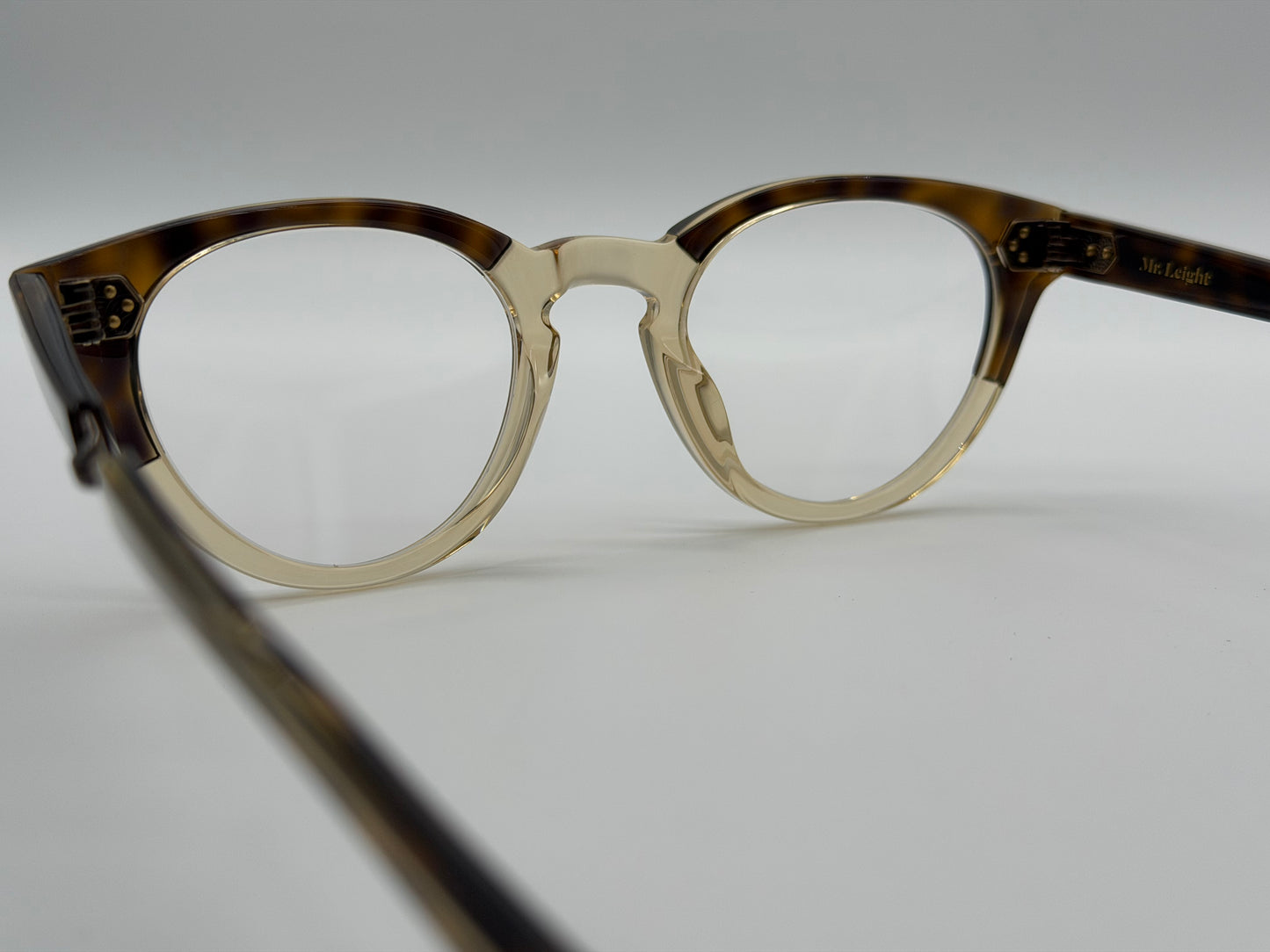 Mr. leight Audrey C 46mm CROWN SHELL - ANTIQUE GOLD Demo Lens Japan Open Box