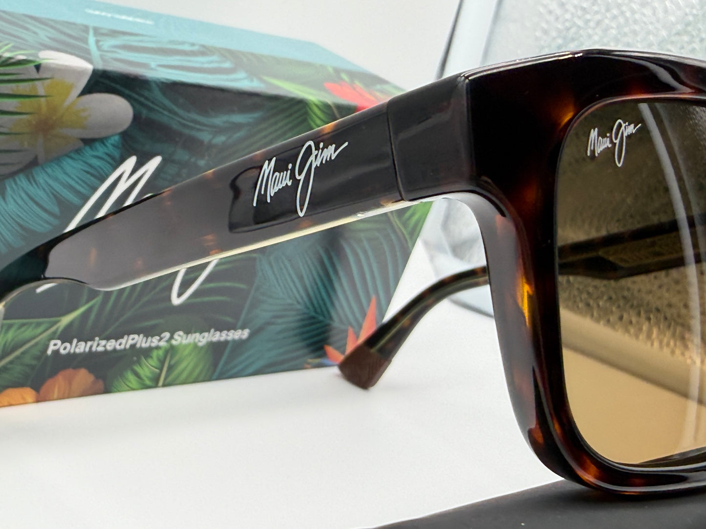 Maui Jim Maluhua 52mm Shiny Dark Havana / Transparent Yellow / HCL Bronze Super Thin Glass Lens Itlay NEW