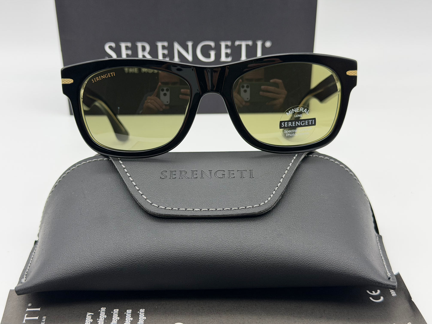 Serengeti FOYT 53mm Shiny Black Gold Transparent 555nm Photochromic SS549005 Italy NEW