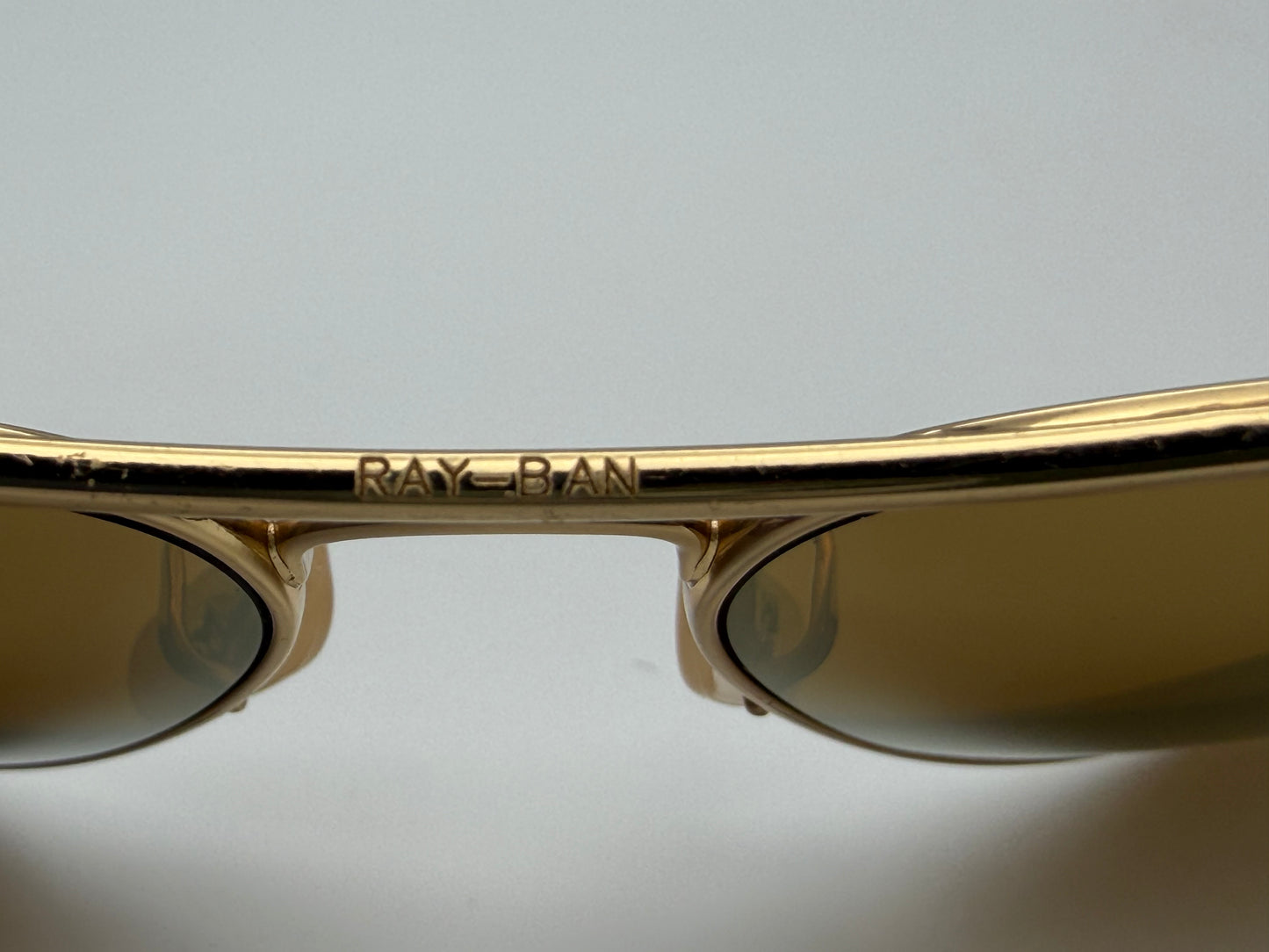 Ray-Ban Aviator Ultra Titanium Limited Edition RB 8029 K 18K Gold / Gold Mirror P 3 Plus lens 040K / N3 Italy Preowned