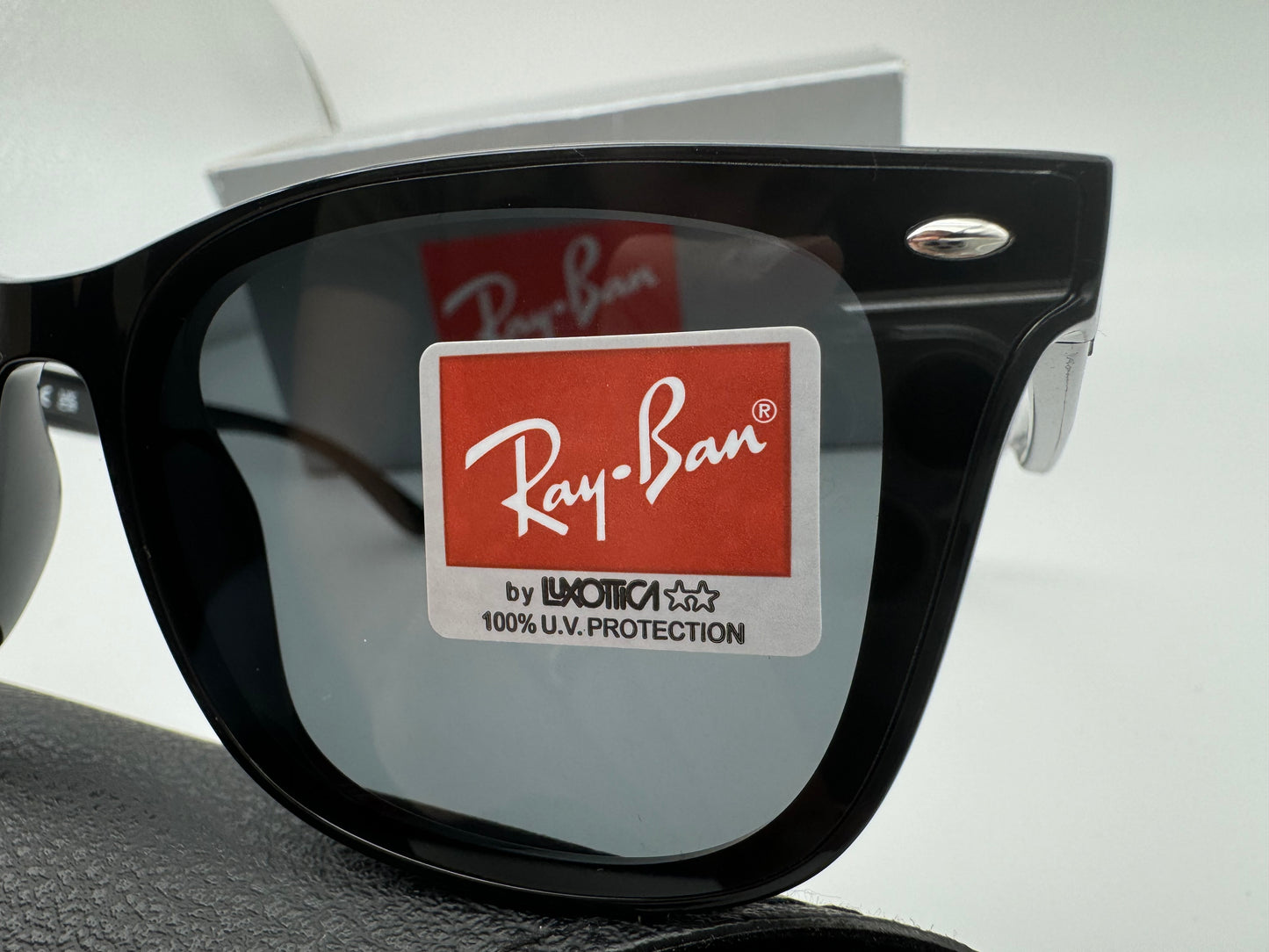 Ray Ban RB 4420 65mm 601/87 Black / Dark Gray NEW
