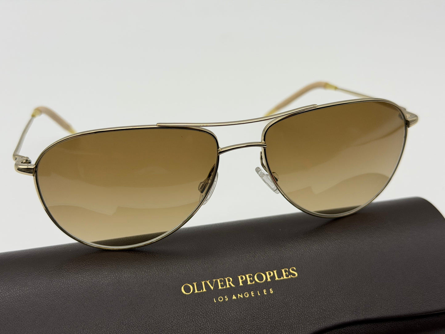 Oliver Peoples Benedict 59mm OV 1002 S 5035P1 Gold / Brown Gradient Photochromic Polarized Italy Preowned
