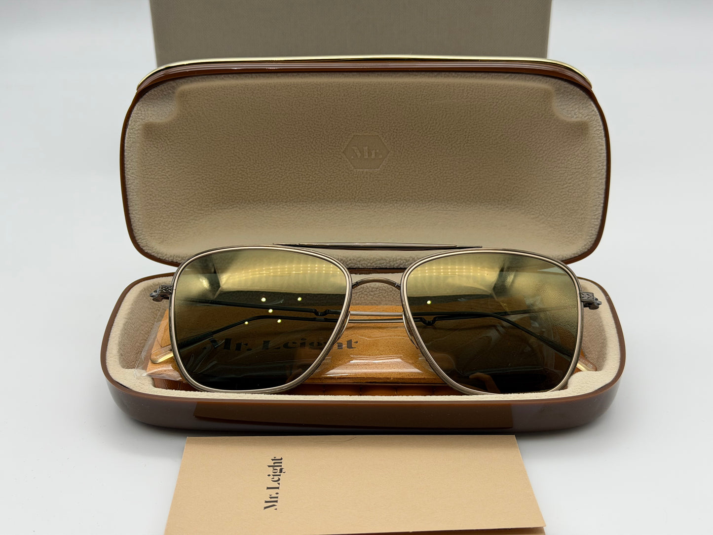 Mr. Leight Novarro S 55mm Antique Gold / G 15 Goldtone Mirror Titanium Japan