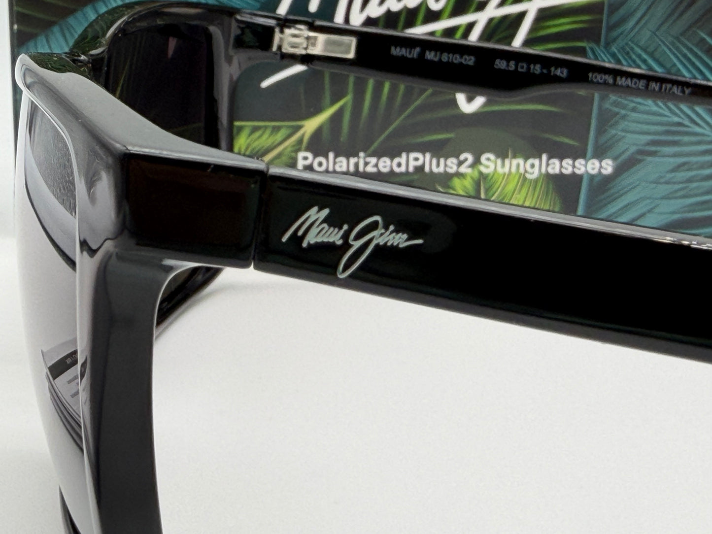 Maui Jim Mamalu Bay 59.5mm MJ 610-02 Gloss Black / Natural Gray Super thin Glass Itlay NEW