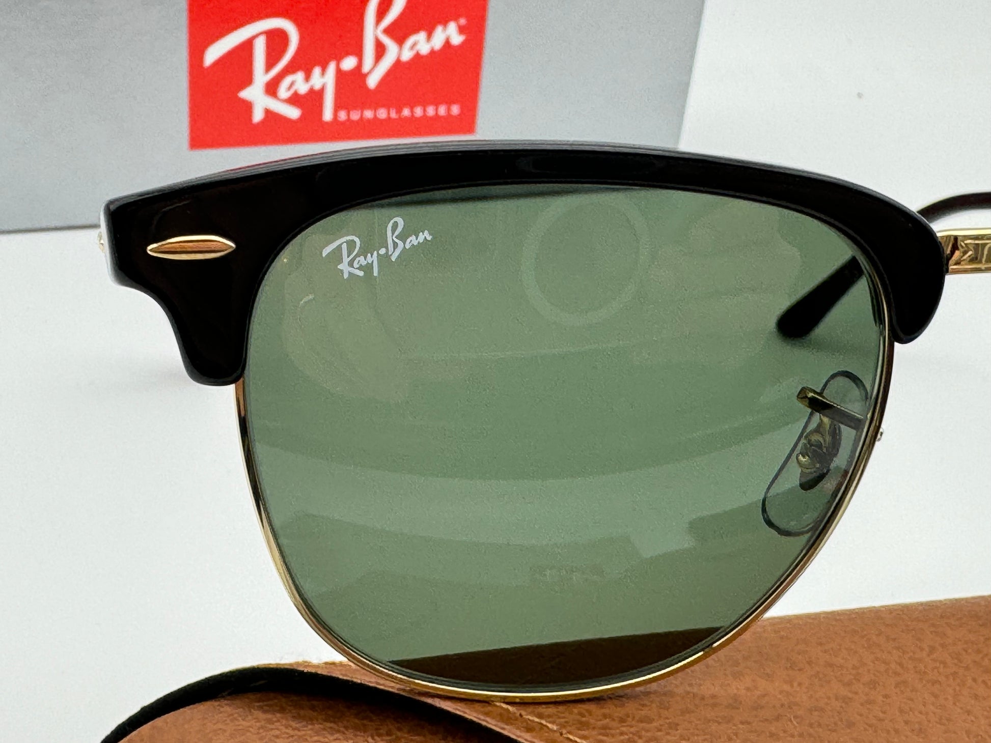 Ray Ban Clubmaster RB 3016 w0365 55mm Large Black Gold ITALY NEW Ray Ban Clubmaster RB 3016 w0365 55mm Large Black Gold ITALY NEW