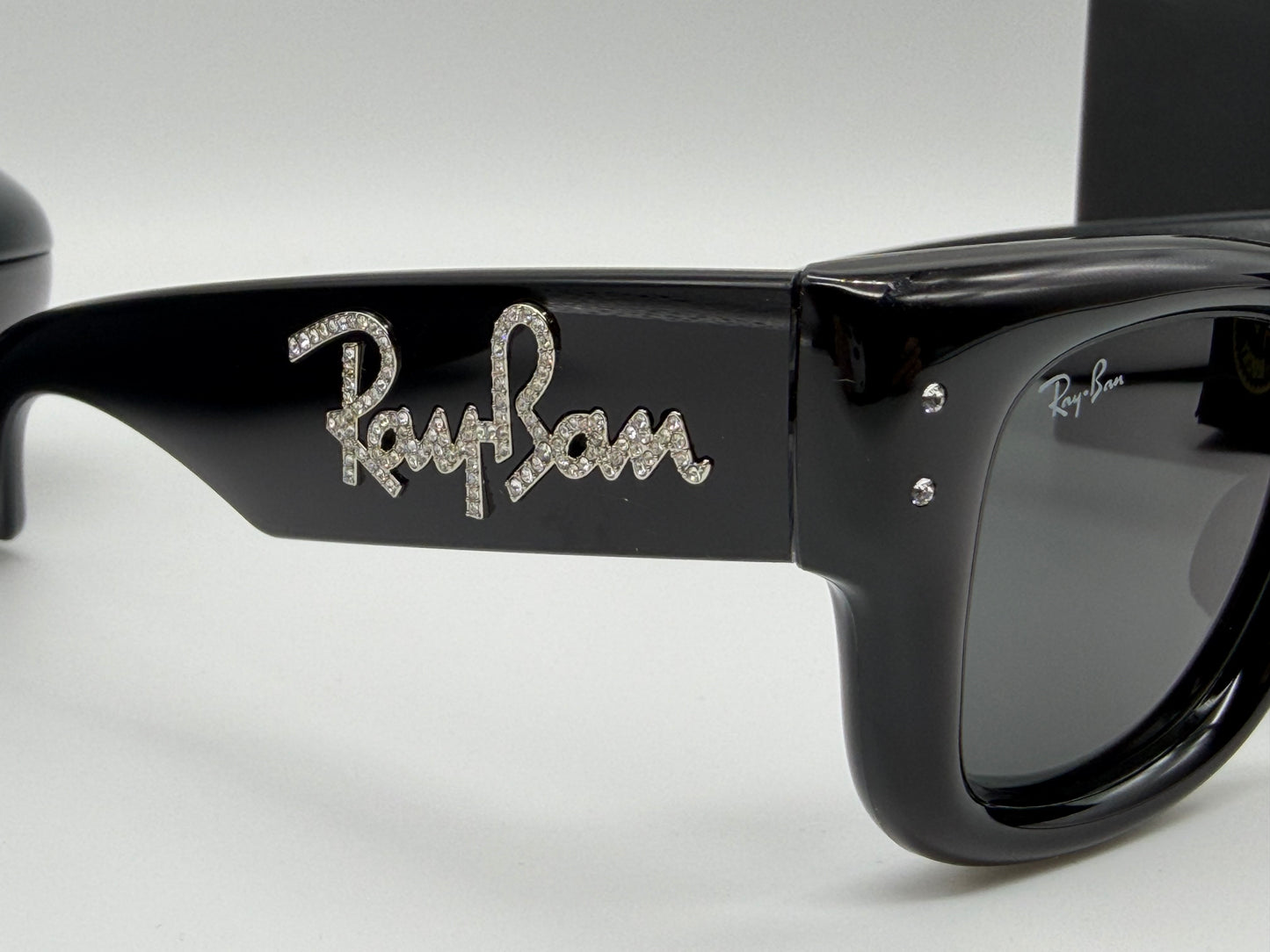 Ray-Ban Wayfarer Puffer 47mm Black w Strass / Dark Gray RB 4940B 68487 NEW