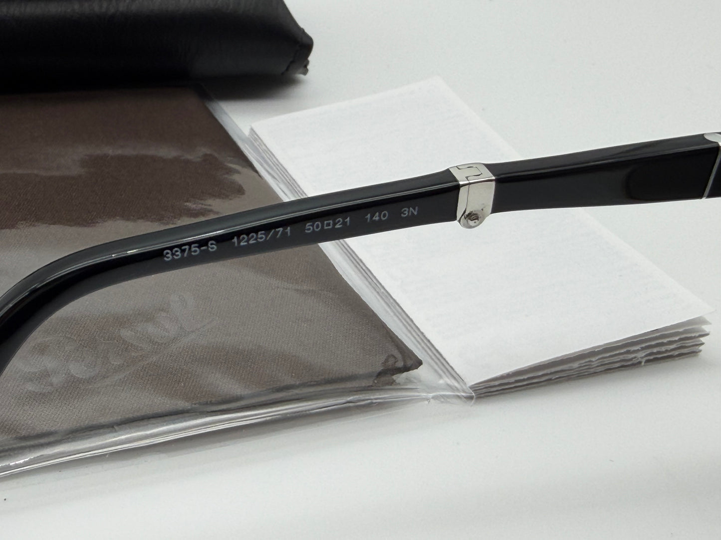 Persol PO 3375 S 50mm Folding Clubmaster Black / Gold - Gray Gradient 122571  Italy Open Box