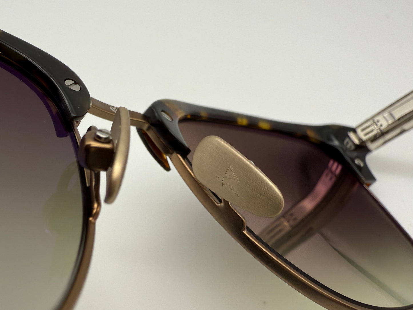 John Varvatos Browline 52mm Havana / Brown Gradient 52mm Japan Open Box