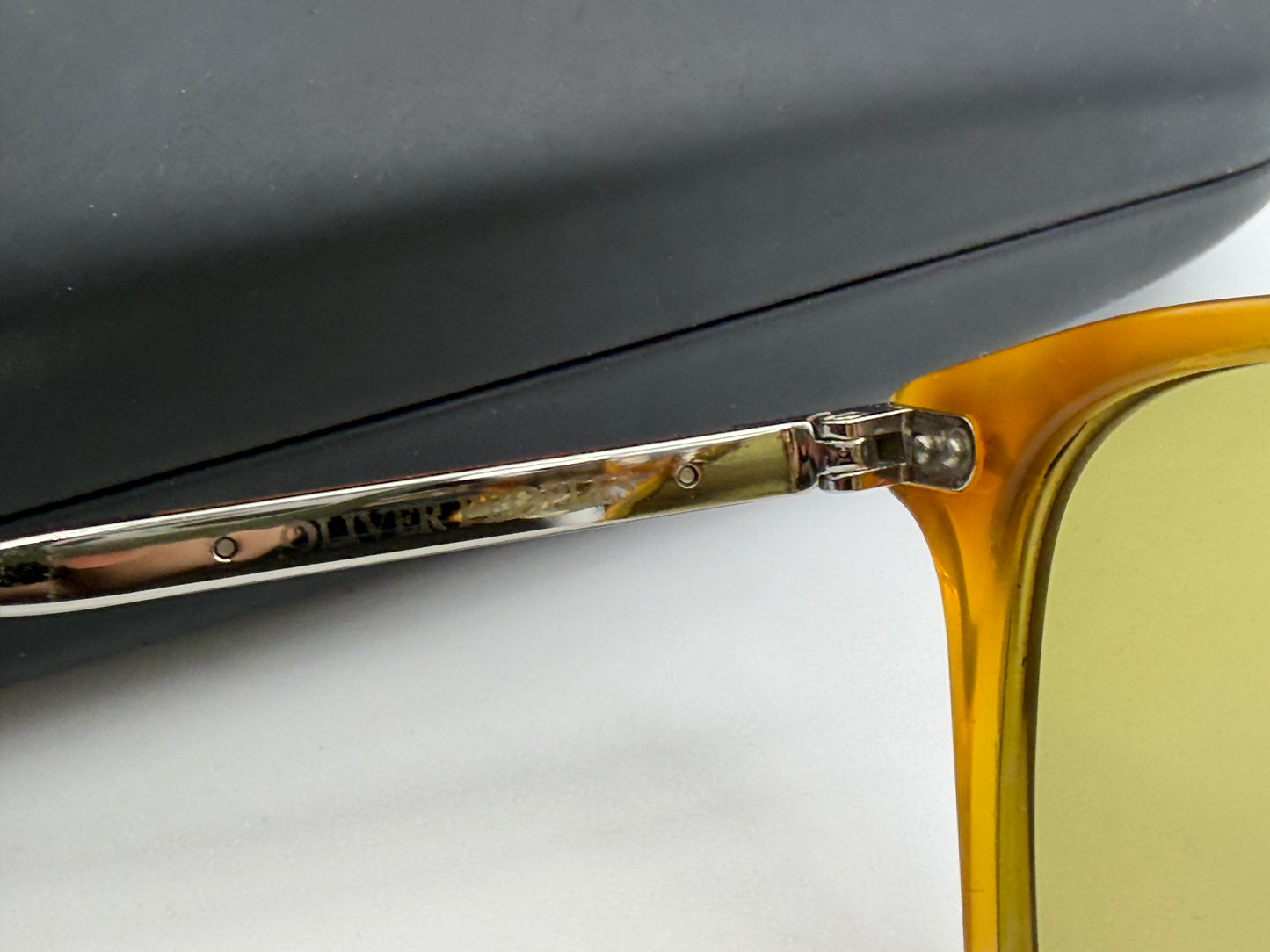Oliver Peoples Gerardo 51mm OV 5482S 14084C Vintage LBR/Brushed Silver Green Photochromic Vintage Italy Preowned