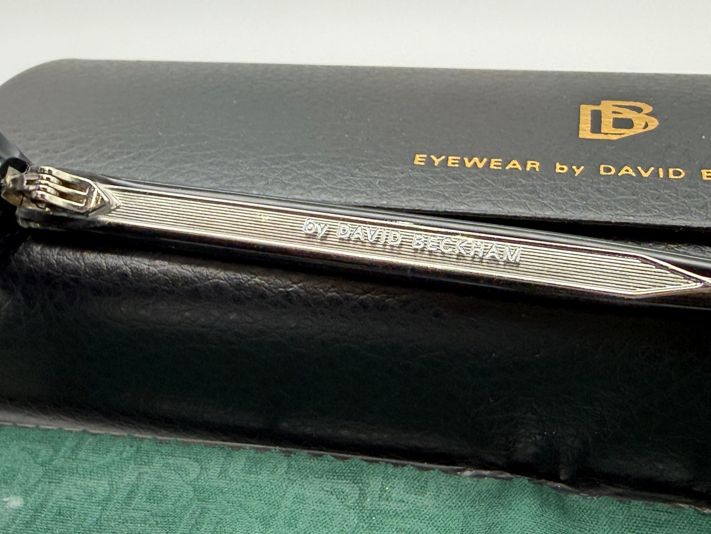 Eyewear by David Beckham DB 1008 55mm Black Polarized Pilot lens NEW
