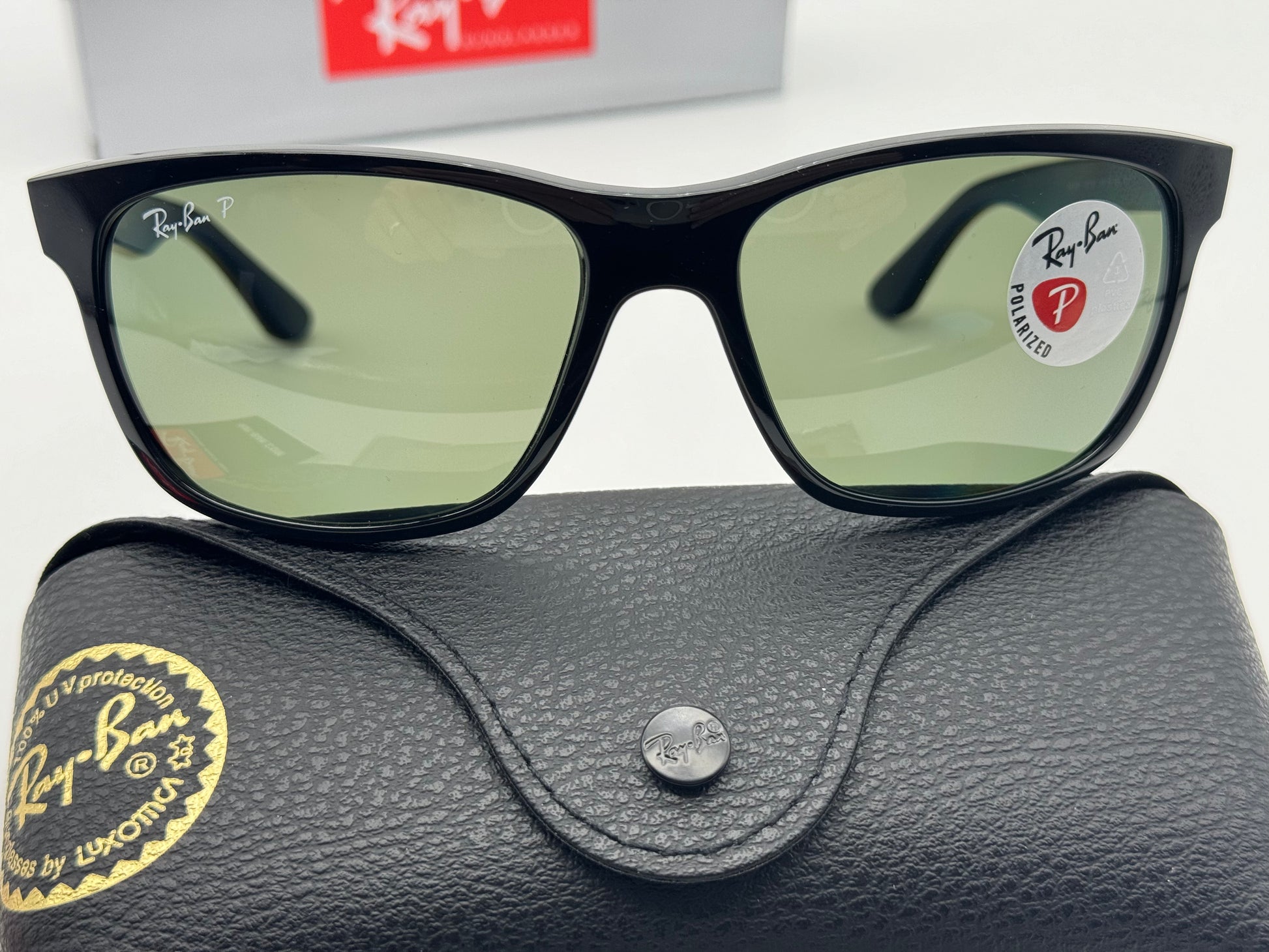 Ray Ban RB 4181 Polarized G 15 Black 601 9A NEW Shade Review Store