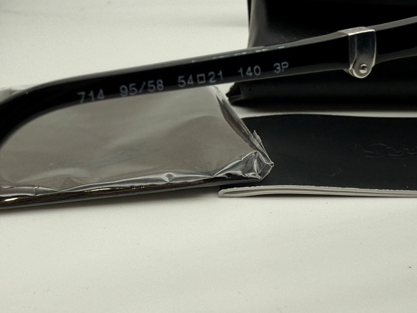 Persol PO 714 54mm Original Folding Black / Green Polarized 95 58 Italy NEW