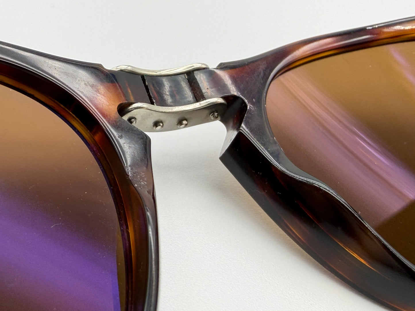 Persol PO 3028 52mm Folding Havana / Brown Polarized 24 / 57 Italy Preowned