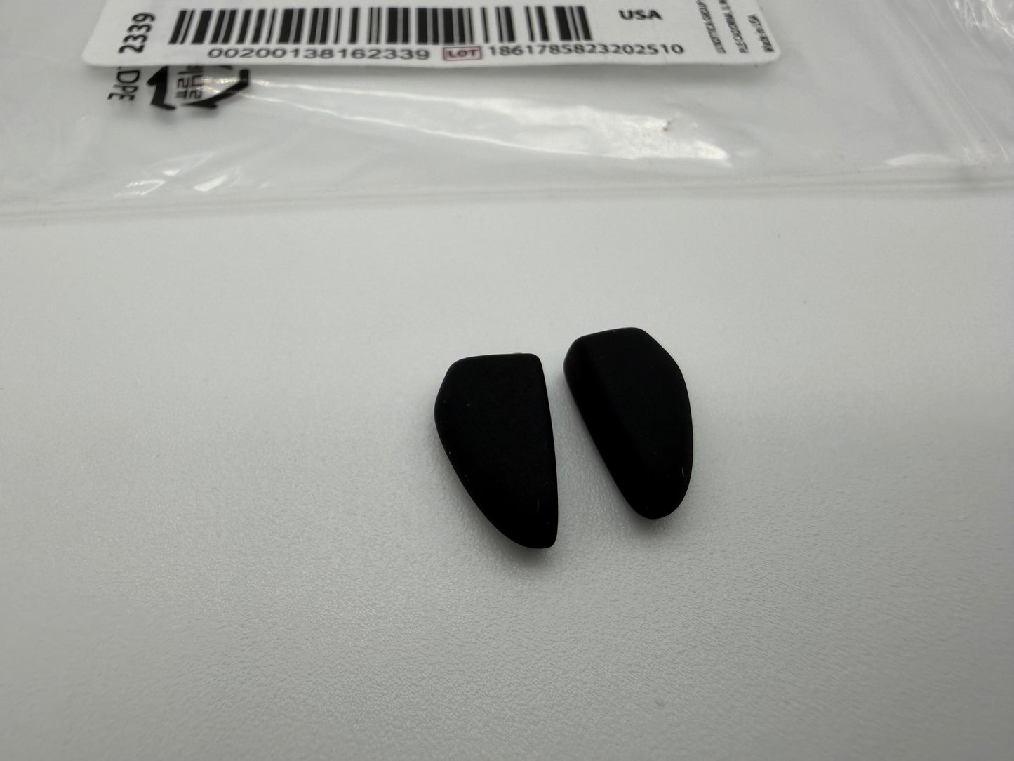 Oakley Frogskins Lite 009374 Black Unobtainium Rubber Replacement Nose Pads Genuine