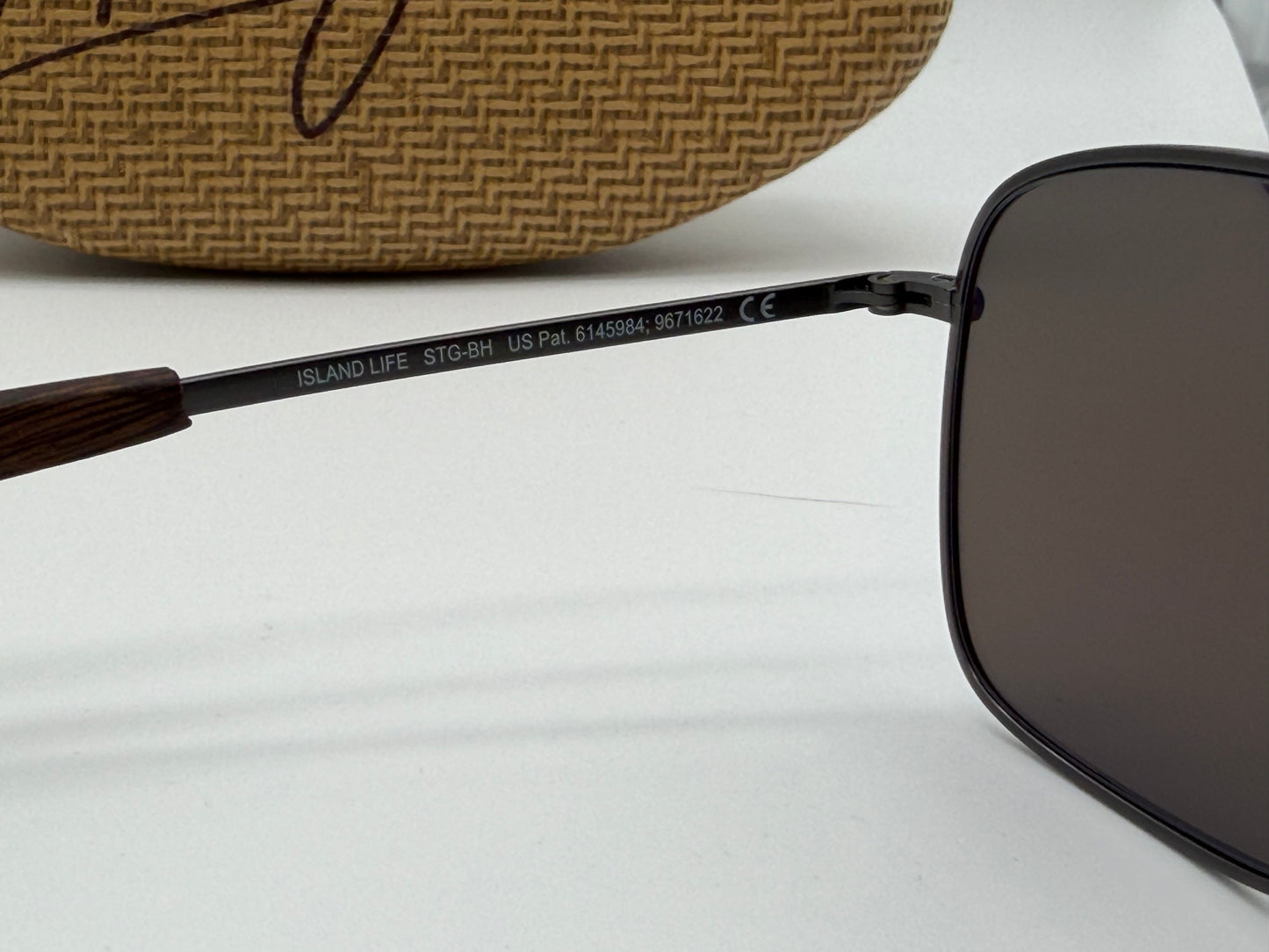 Maui Jim Island Life 57mm Blue Hawaii Gunmetal Exclusive Sunglasses Tommy Bahama Preowned