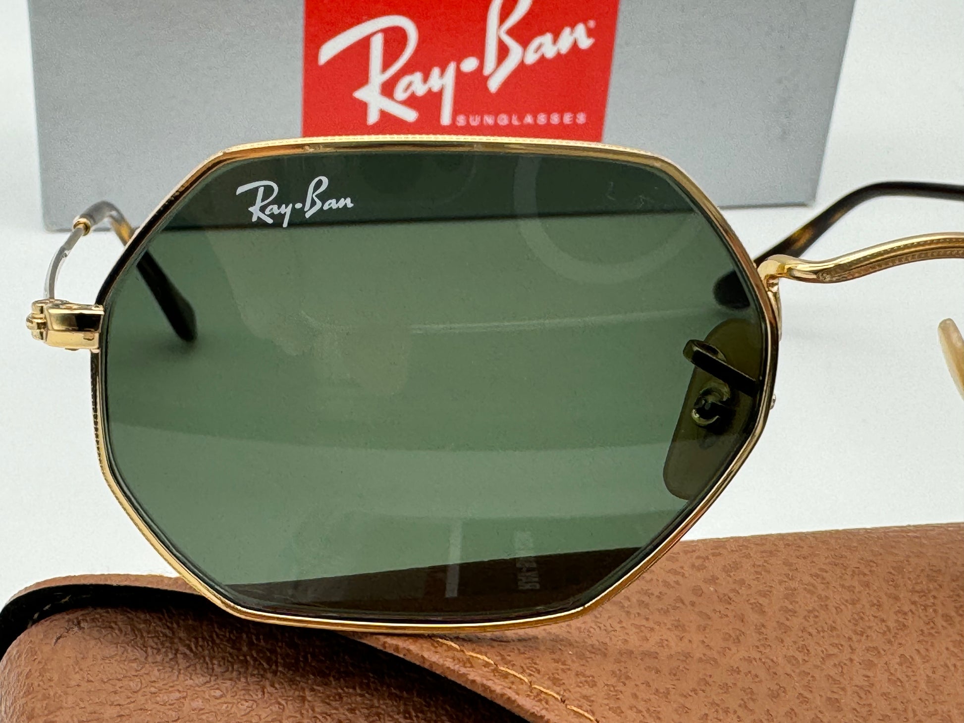 Ray Ban Octagonal 53mm RB 3556 Gold G 15 001 Italy New