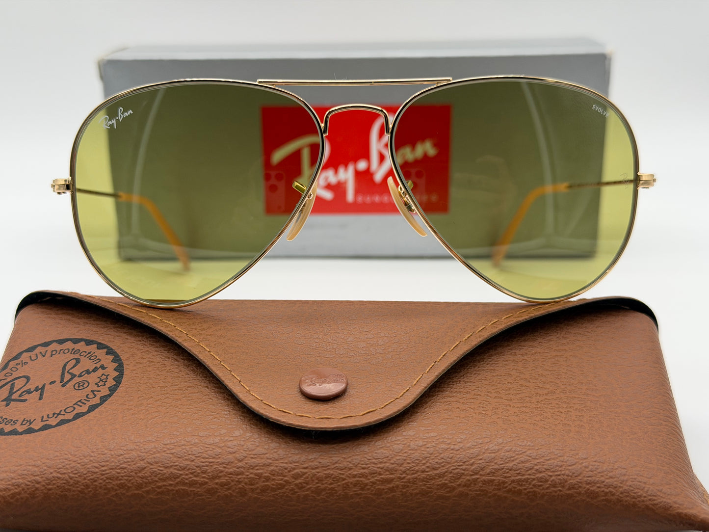 Ray-Ban Aviator 58mm Evolve Photochromatic Green / Gold RB3025 9064 4C Italy NEW