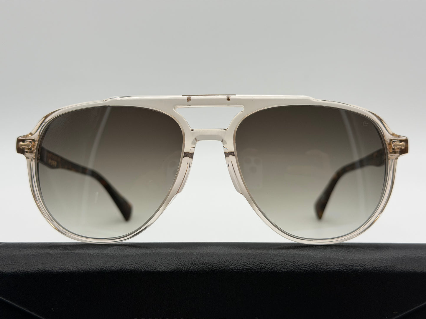 John Varvatos Connery 57mm SJV 576 Crystal Beige Acetate / Brown Gradient Japan NEW