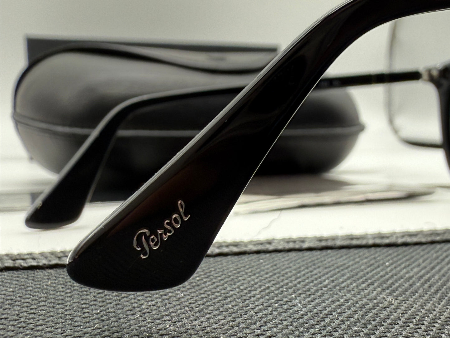 Persol PO 3314S 55mm 95 31 Black / Green Glass Lens Italy NEW