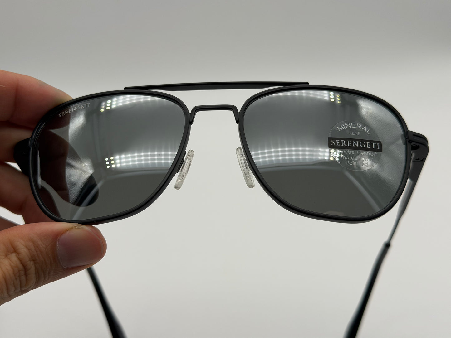 Serengeti Navigator 55mm Matte Black / Onyx Mineral Polarized Photochromic Italy NEW