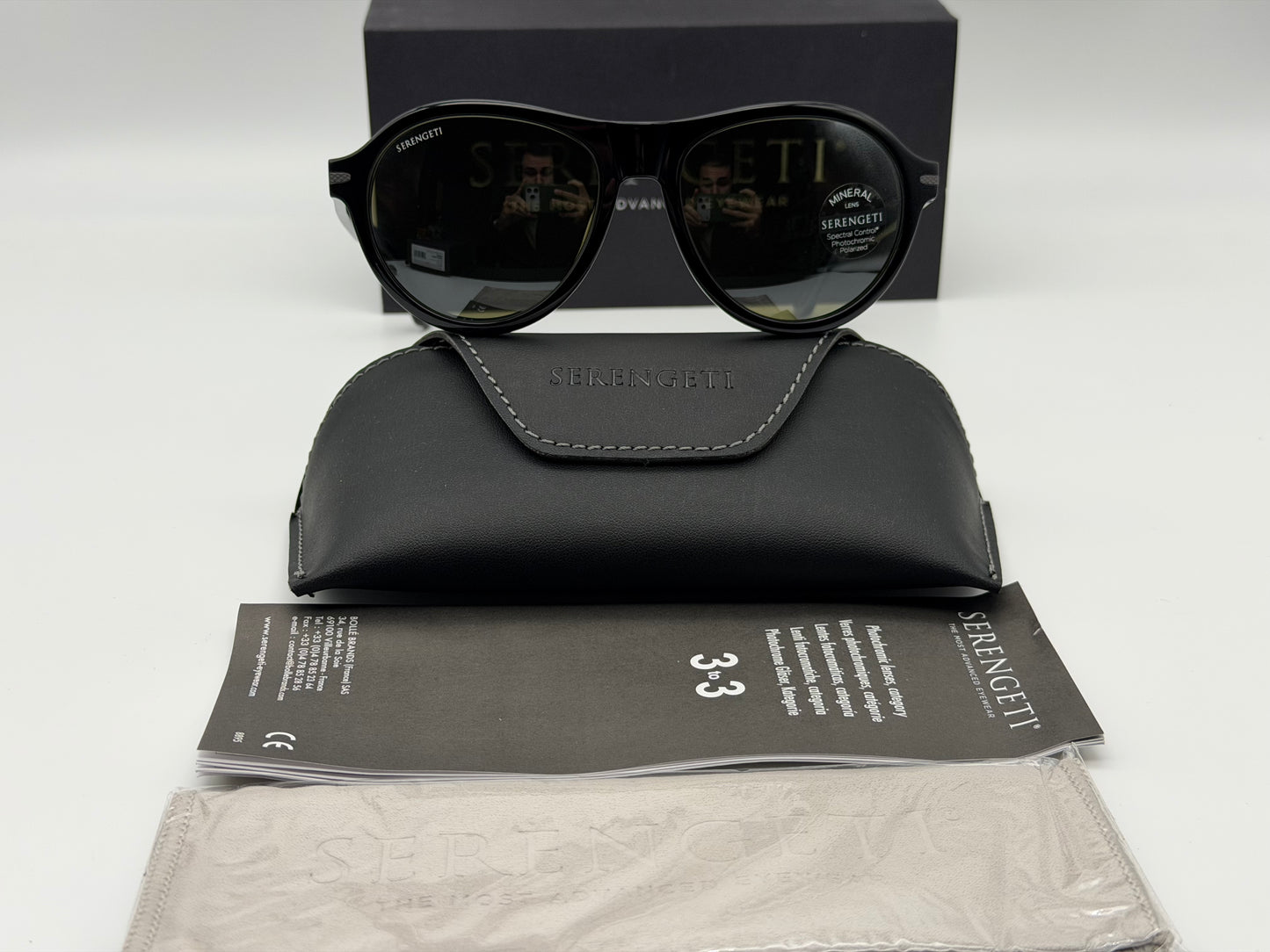 Serengeti Danby 64mm Shiny Black / Mineral Polarized 555nm SS527001 NEW