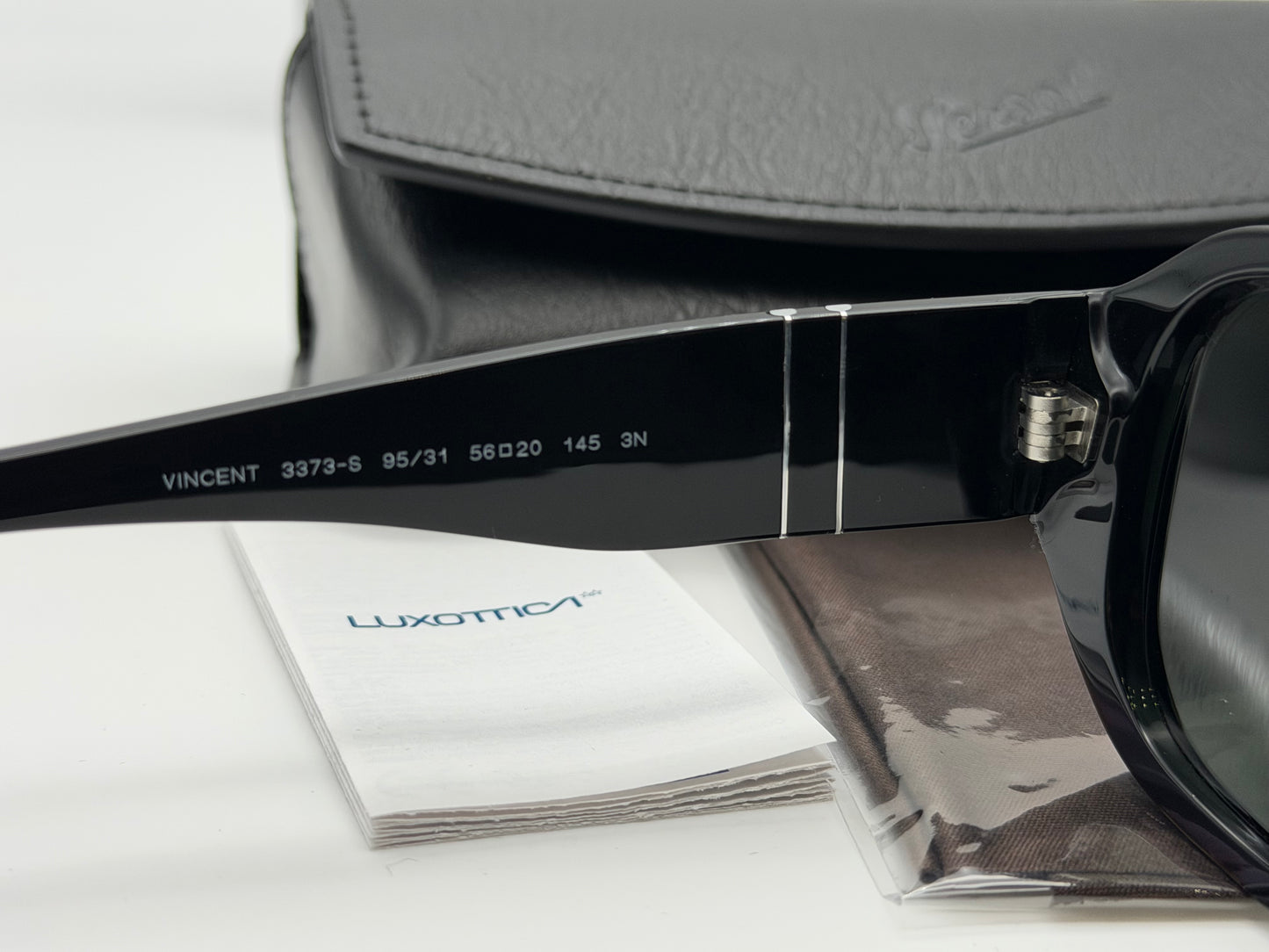 Persol Vincent 56mm Black / Green 95 / 31 Italy NEW