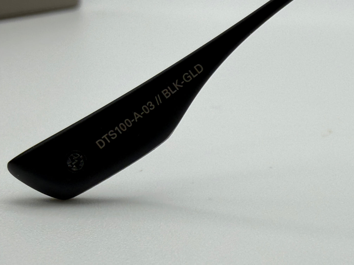 DITA ALKAMX 61mm Dark Black Iron White Gold Titanium / Brown to Clear Gradient Japan