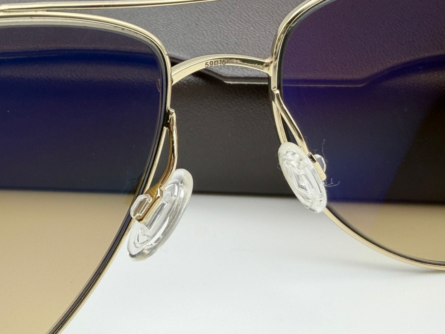 Oliver Peoples Benedict 59mm OV 1002 S 5035P1 Gold / Brown Gradient Photochromic Polarized Italy Preowned