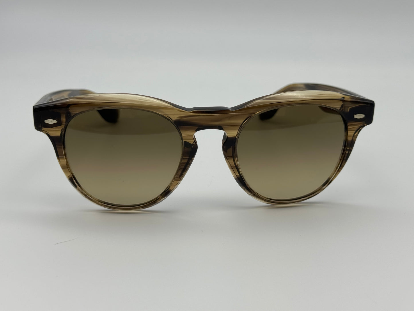 Oliver Peoples Nino 50mm OV 5473SU 171985 Olive Smoke/chrome Olive photochromic Sunglasses Preowned