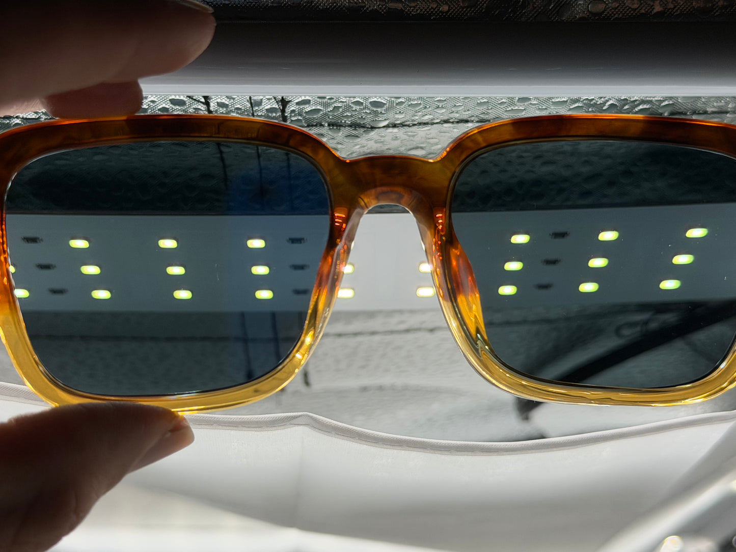 Oliver Peoples Errisson 51mm OV 5562SU  lDark Amber Gradient / Regal Blue 1754W5 Japan