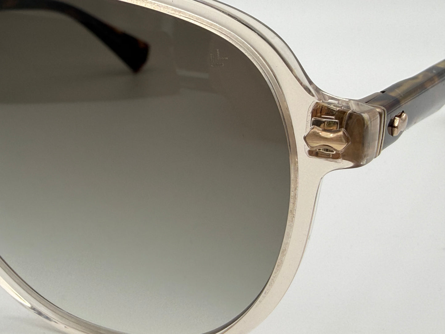 John Varvatos Connery 57mm SJV 576 Crystal Beige Acetate / Brown Gradient Japan NEW