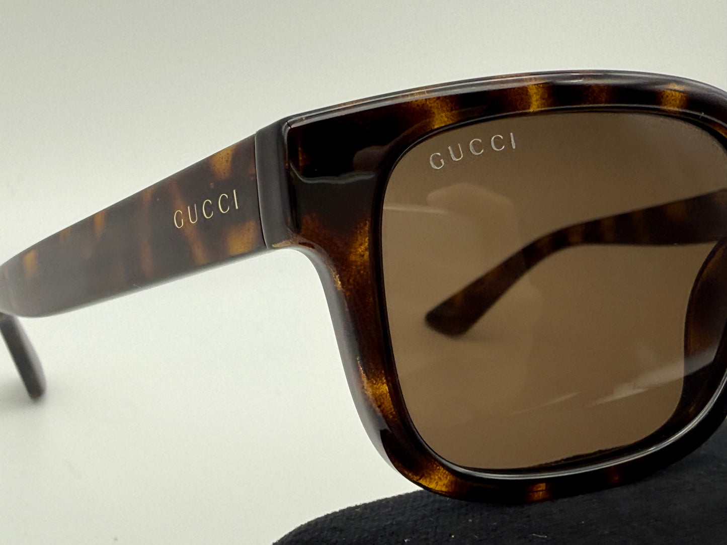 Gucci Wayfarer 56mm GG 1583 002 Tortoise / Brown Italy NEW